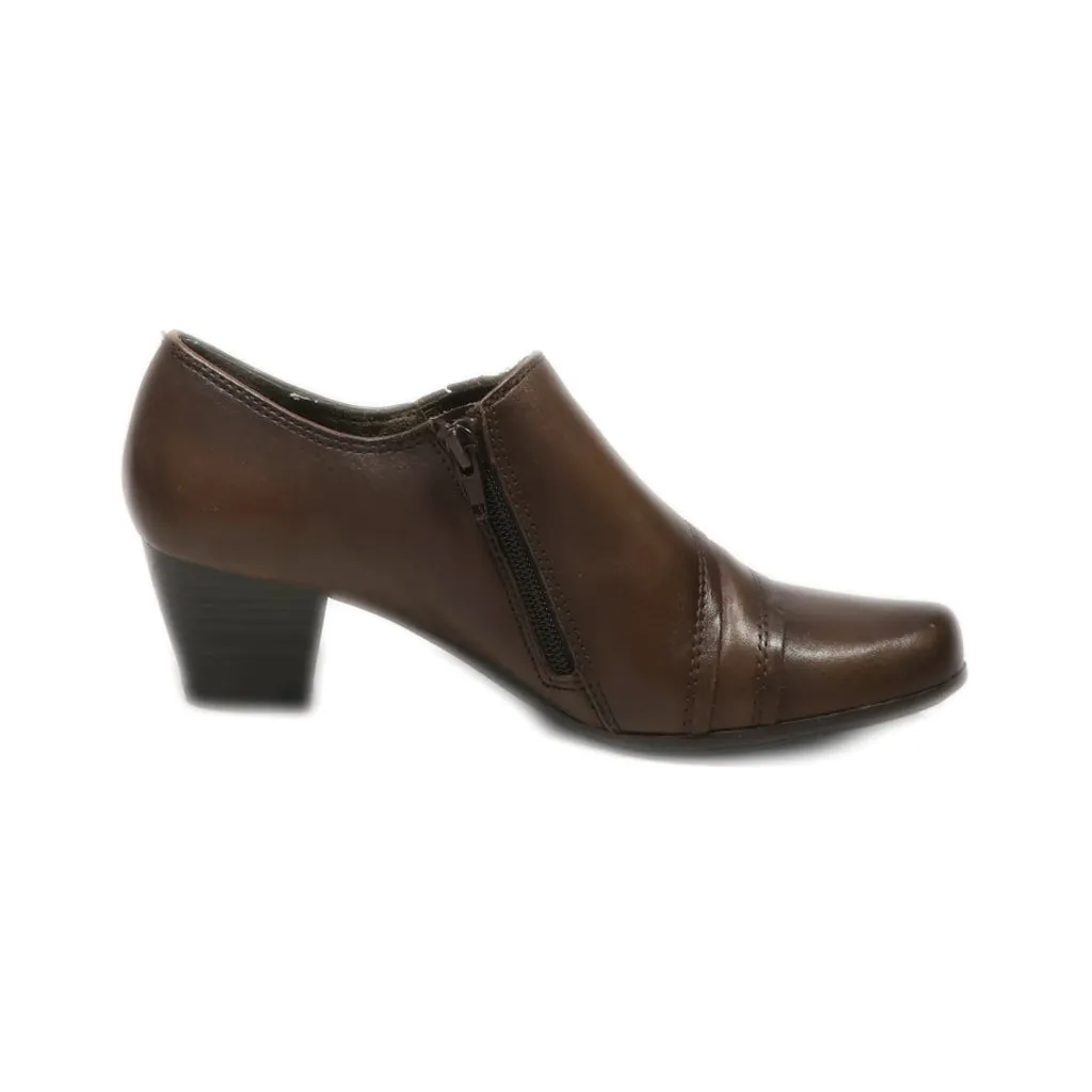 Caprice Mid-Heel Shoes Leather Brown Colour For Women