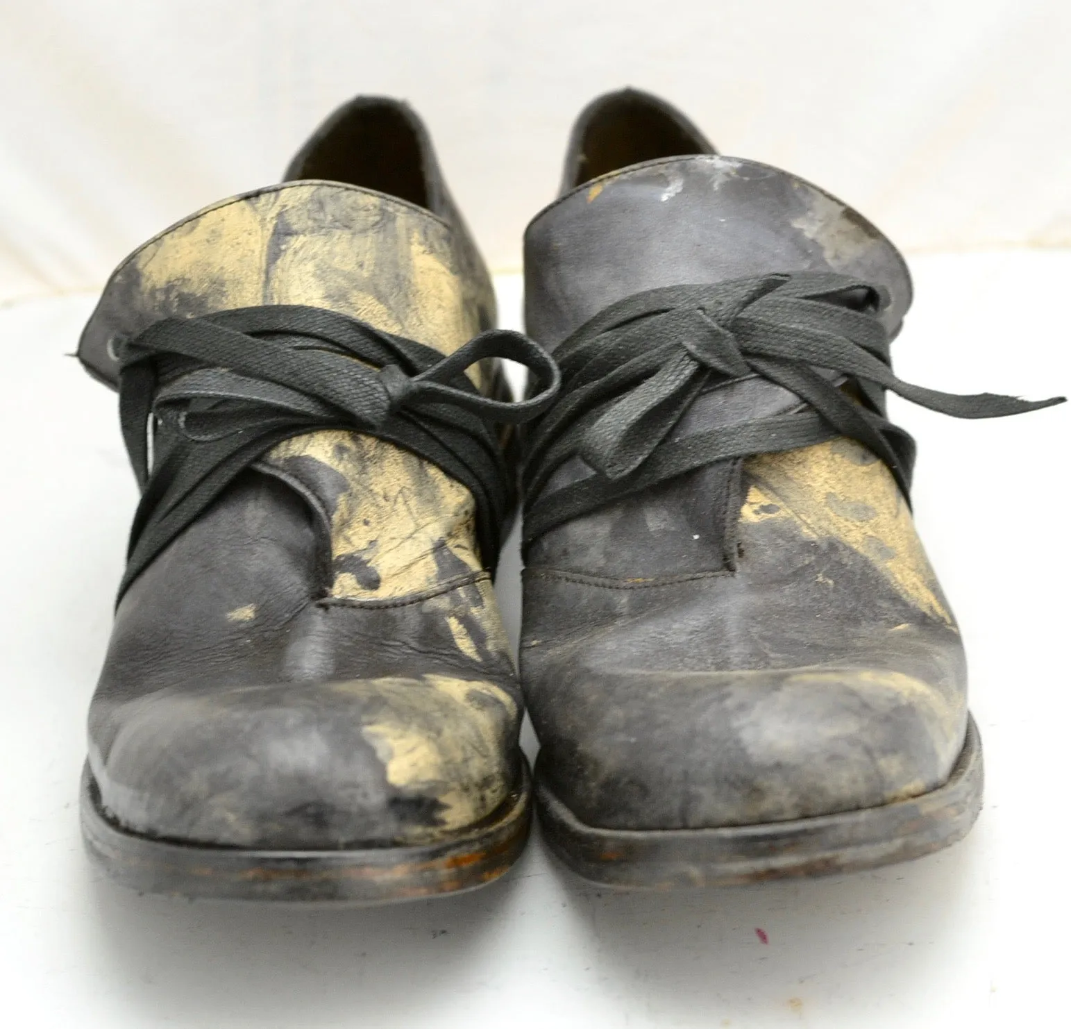 Foldover Shoe  | Black oil stain on calf